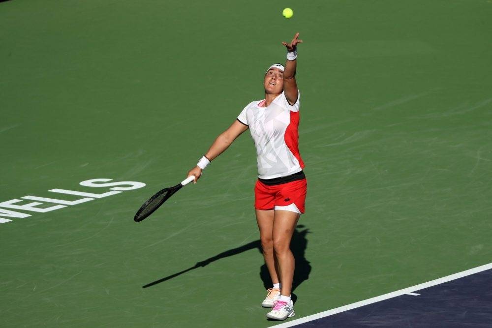 鸣枪开跑 鸣枪开跑